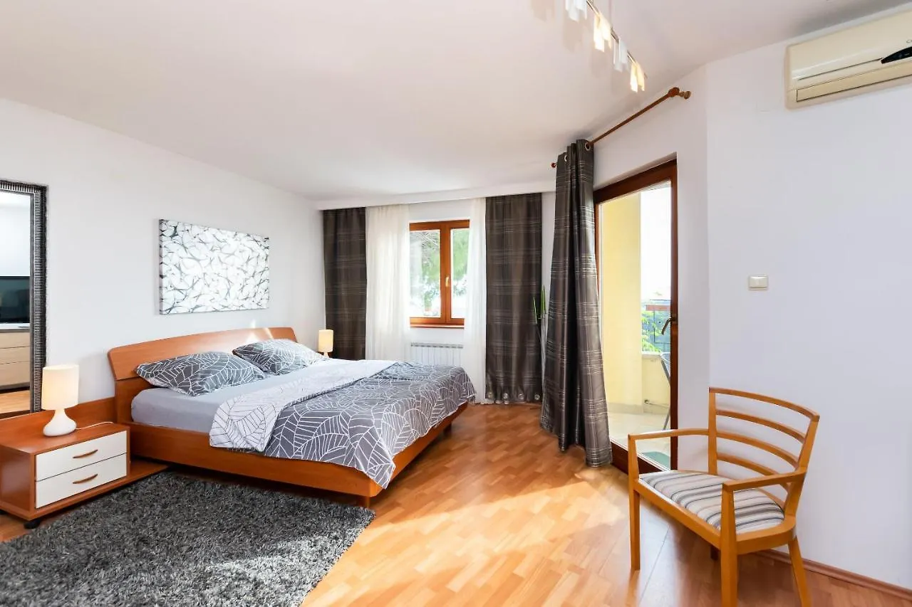 House Mirjana Villa Banjol Croatia