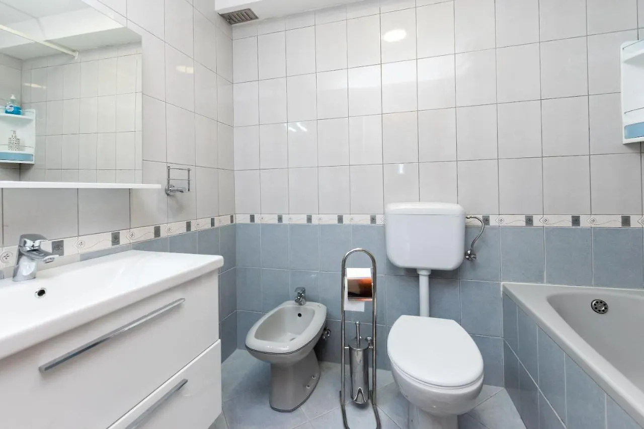 House Mirjana Villa Banjol 0*,  Croatia